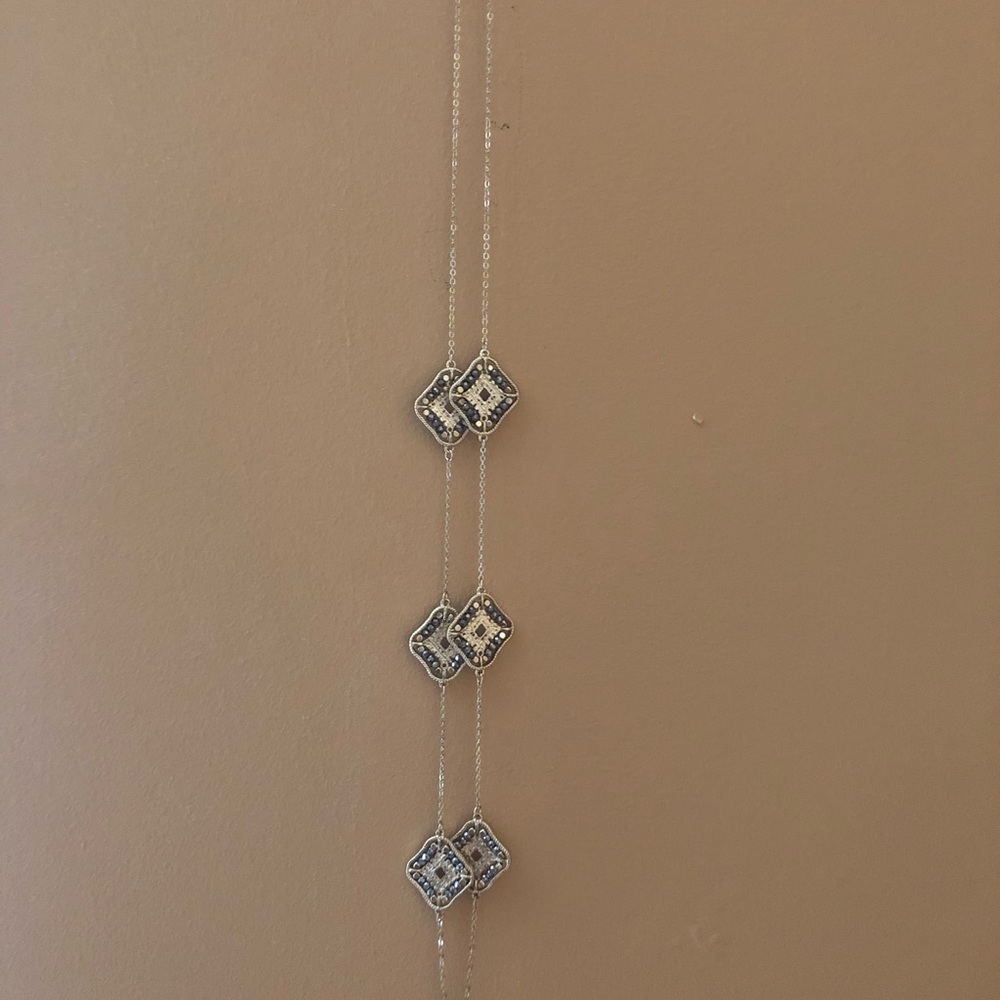 Long necklace